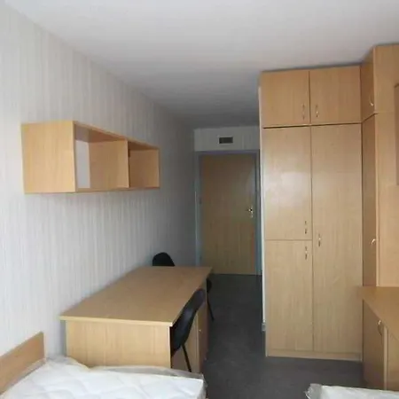 Europejska Szkola Wyzsza Hotel 2*